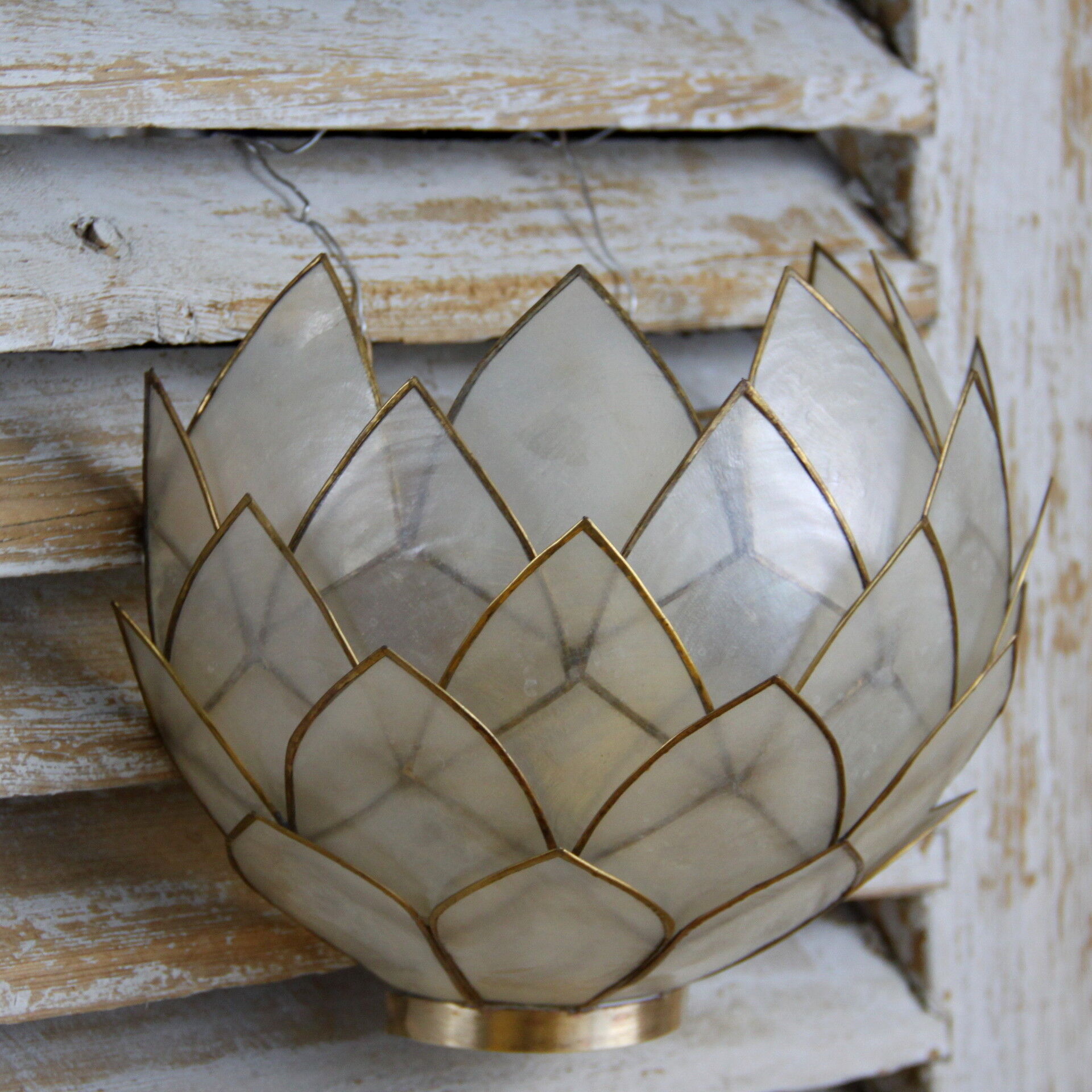 Wall mounted wall light down Pearl and brass, vintage