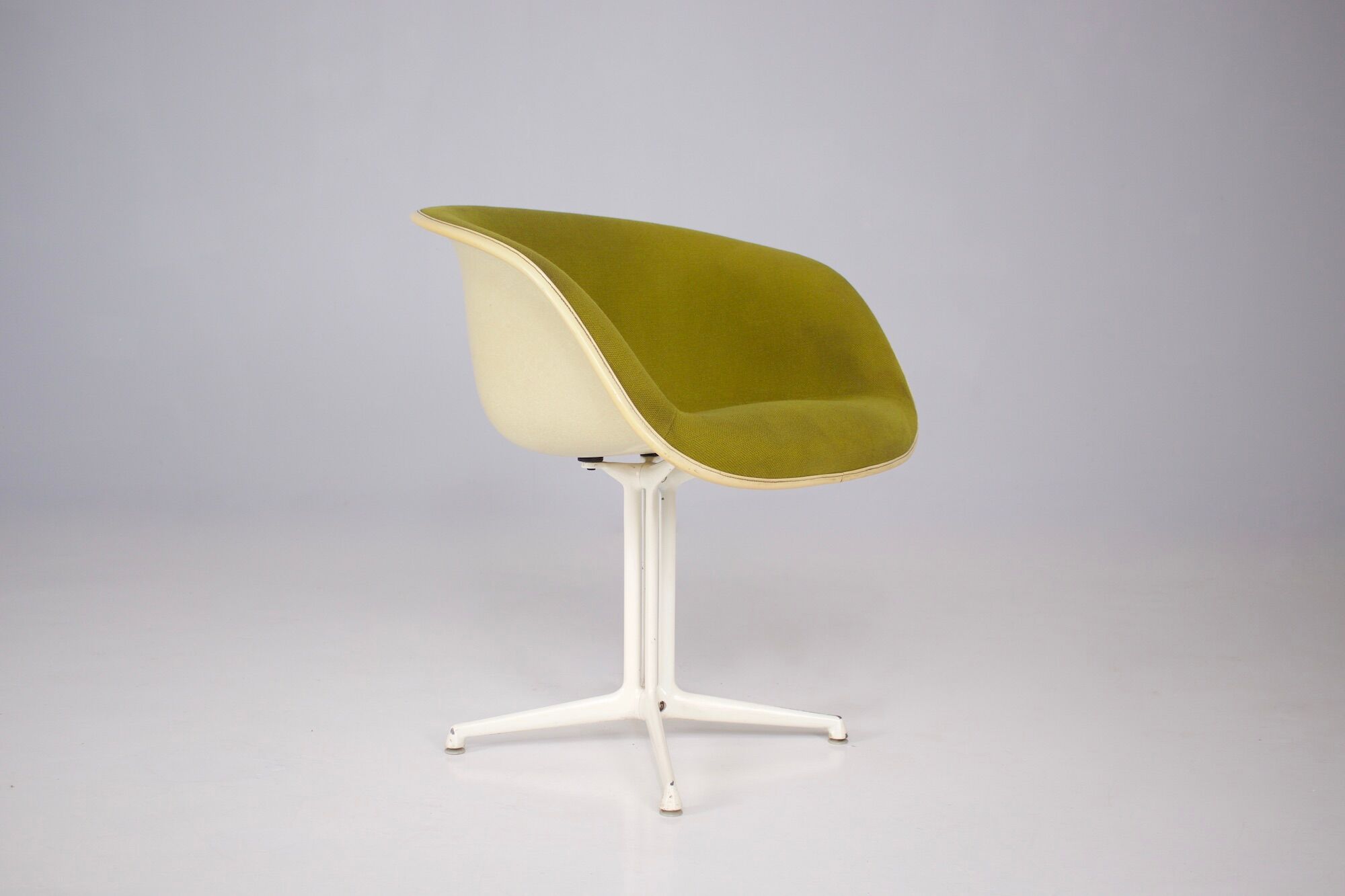 4 chairs "La Fonda" Eames & Herman Miller.