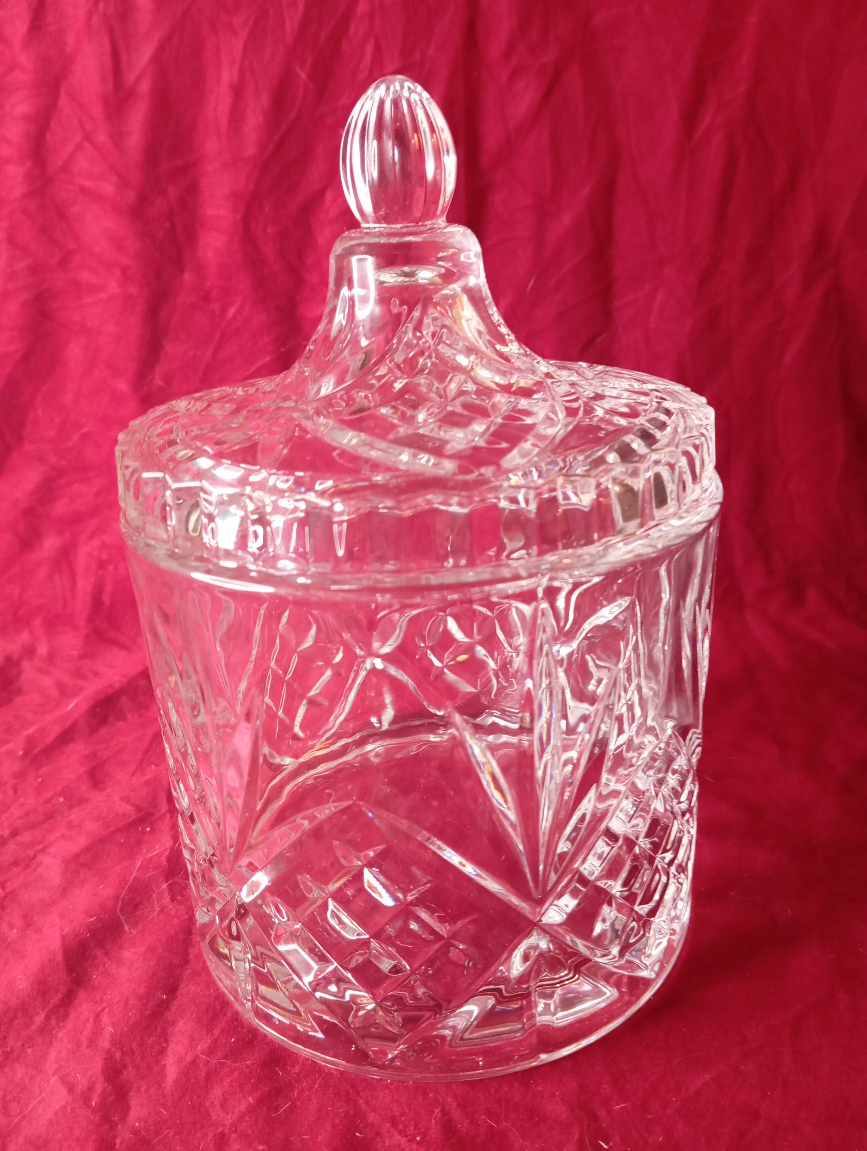 Relief glass candy box