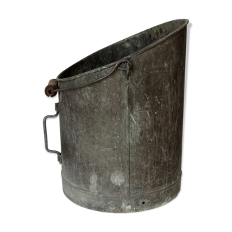 Old coal bucket early XXth