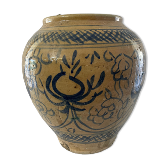 Jar sandstone decoration of peony under glaze cream China