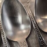11 silver-plated metal teaspoons, Boulenger LXV scales