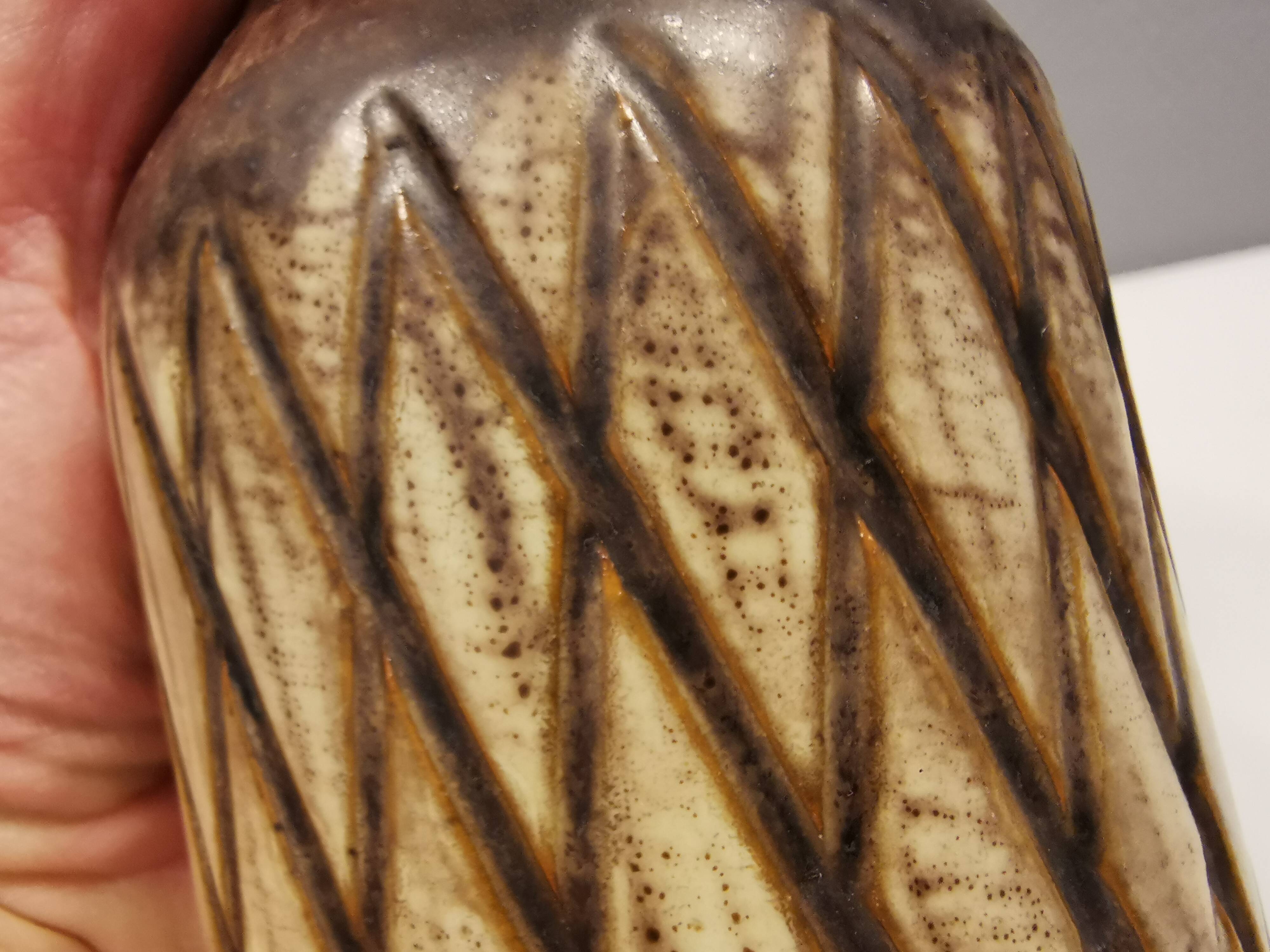 Vase from Danish Løvemose pottery, with partial hare's fur glaze. Estimated 1970s.