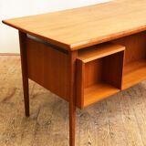 Mid-century danish teak desk by Peter Løvig Nielsen for Hedensted Møbelfabrik