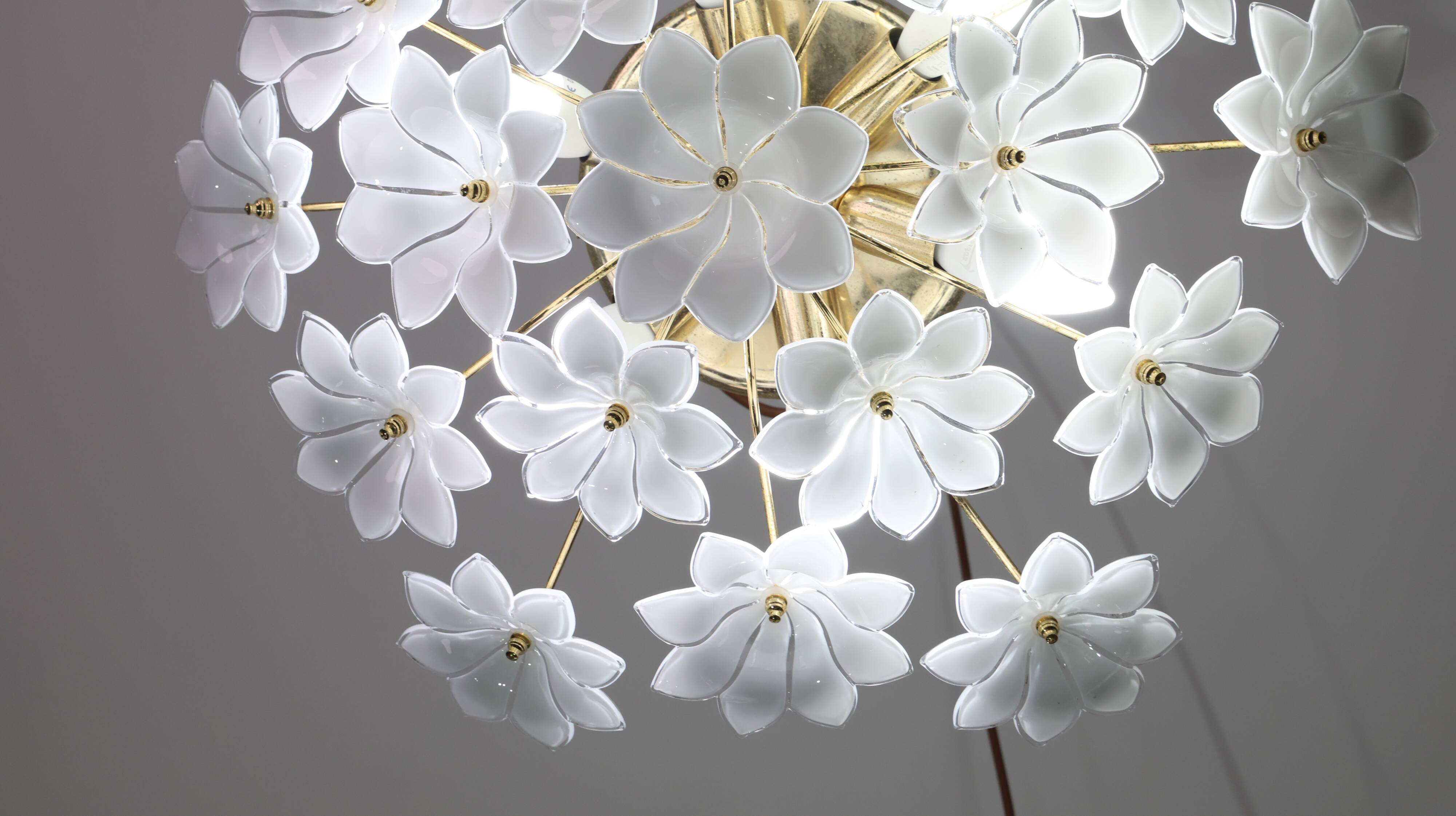 Audrey Hepburn, Delicious Murano Glass Ceiling Light White Wall Light Flowe