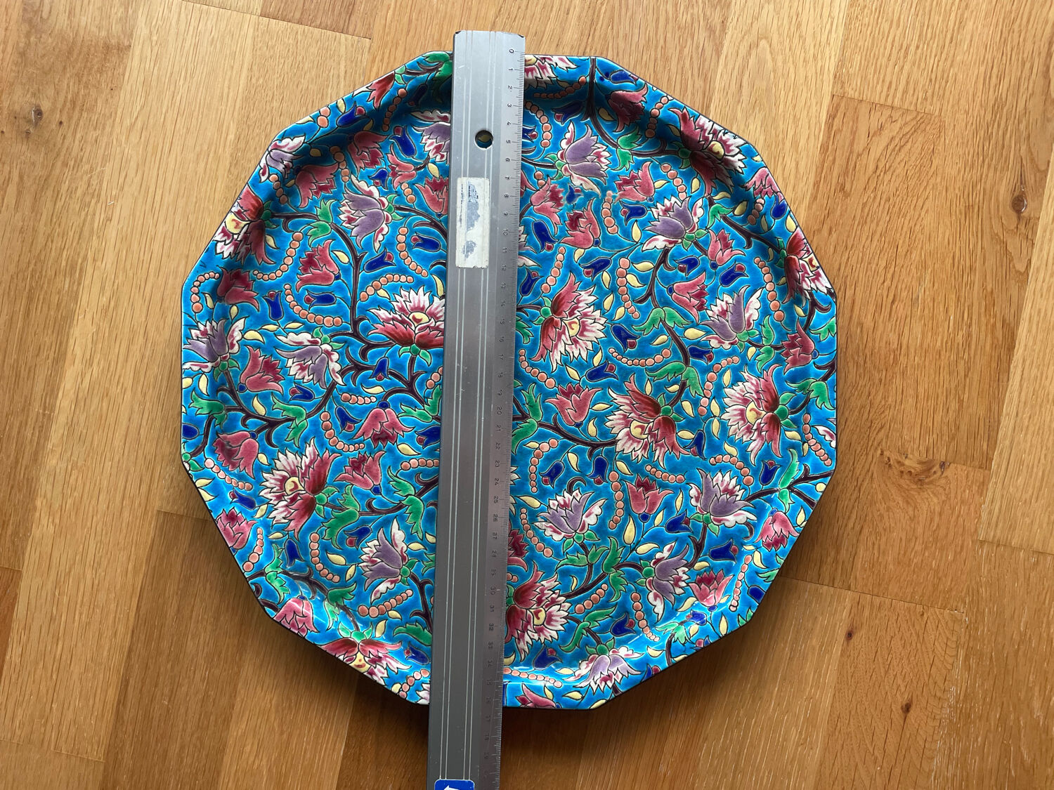 Longwy pie dish with flower pattern