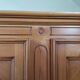 Armoire en bois clair