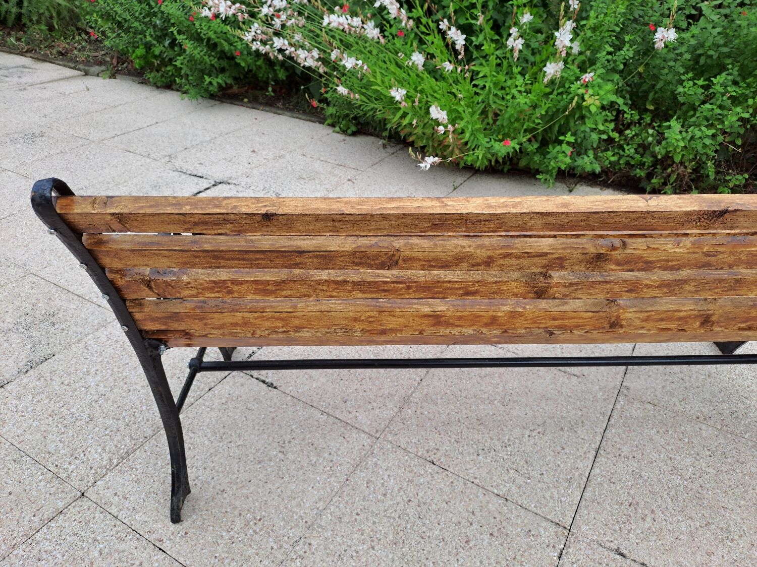 Garden bench cast iron and wood