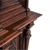 A historic cupboard from the end of the 19th century.
