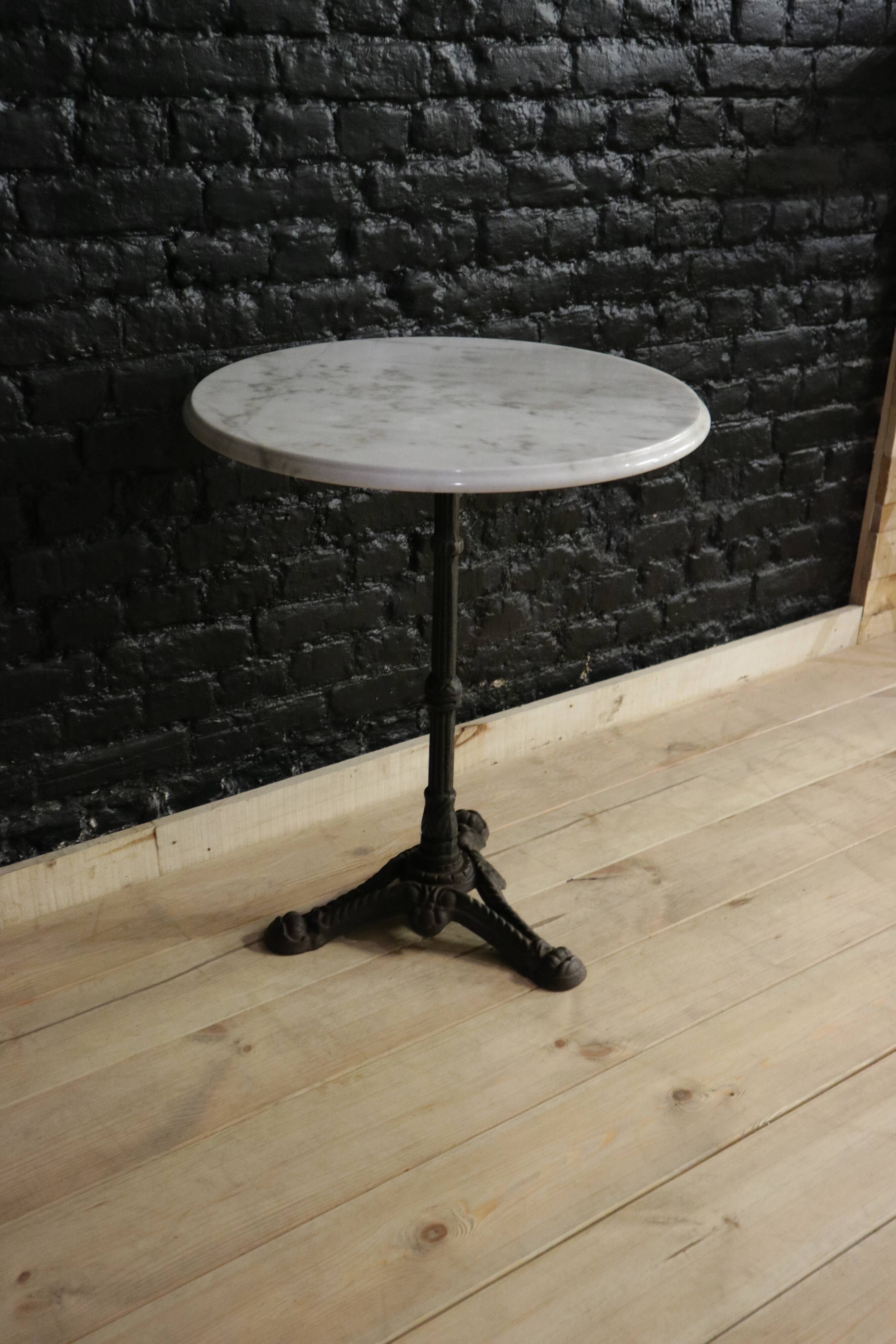 Bistro table marble