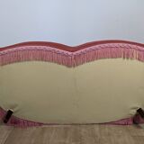 Toad sofa in old pink velvet