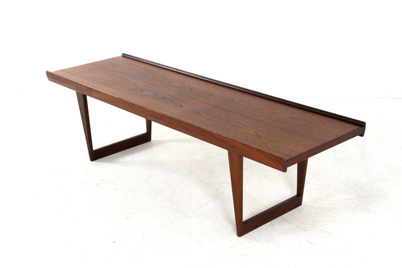 Table basse Peter Løvig Nielsen - design danois - restaurée