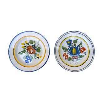 Set of 2 plates with floral motif