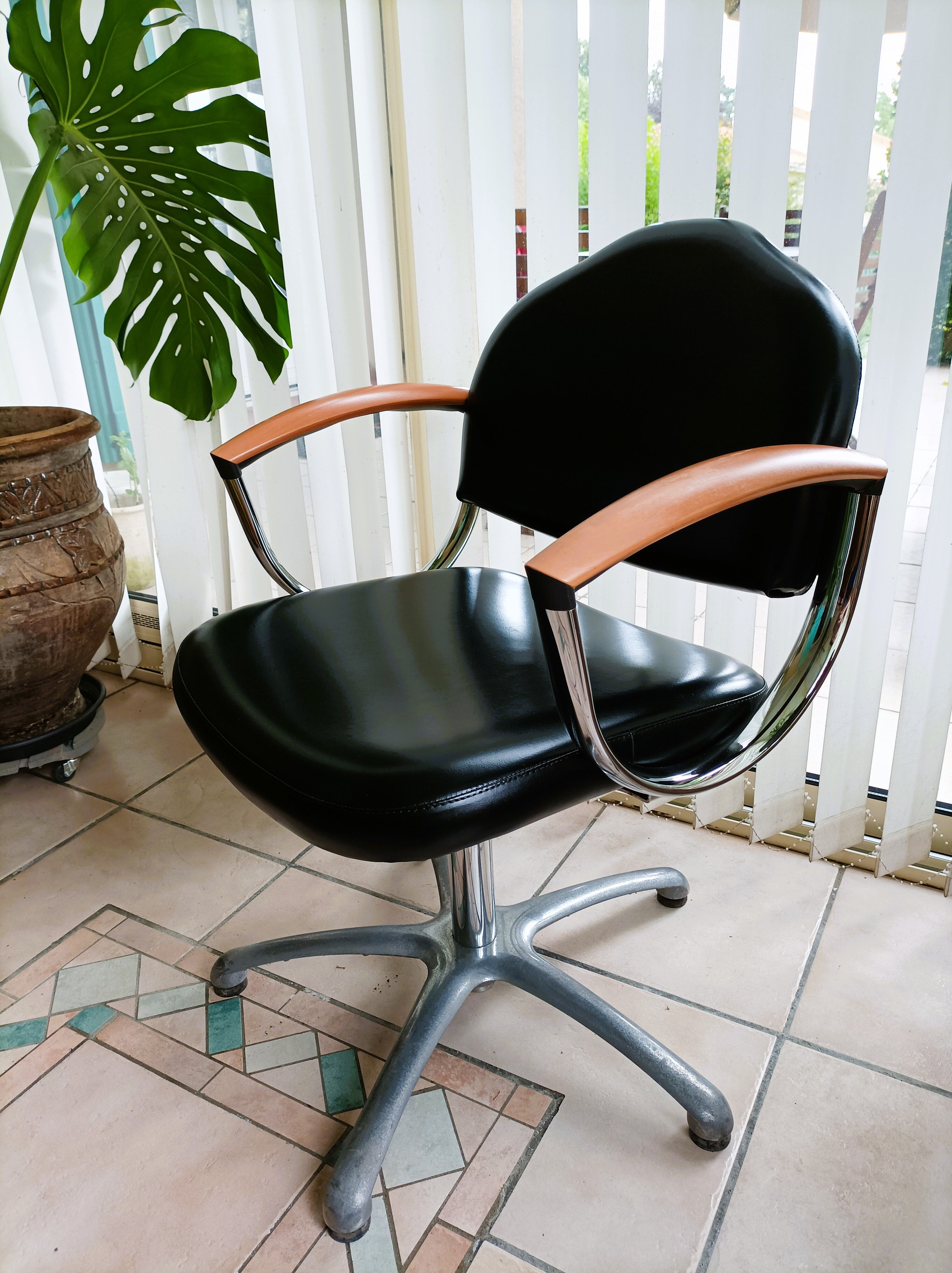 Adjustable armchair 70s