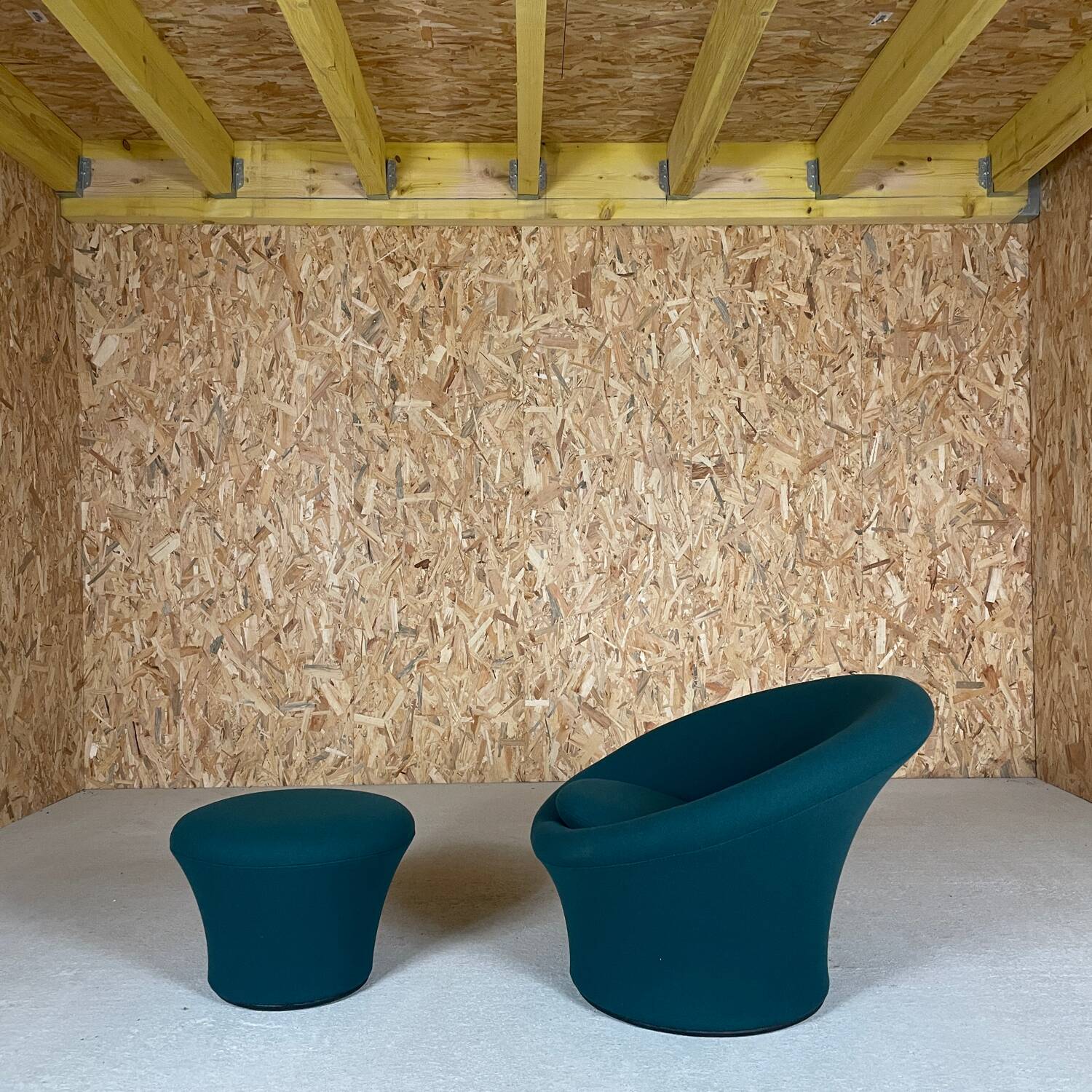 Mushroom armchair by Pierre Paulin