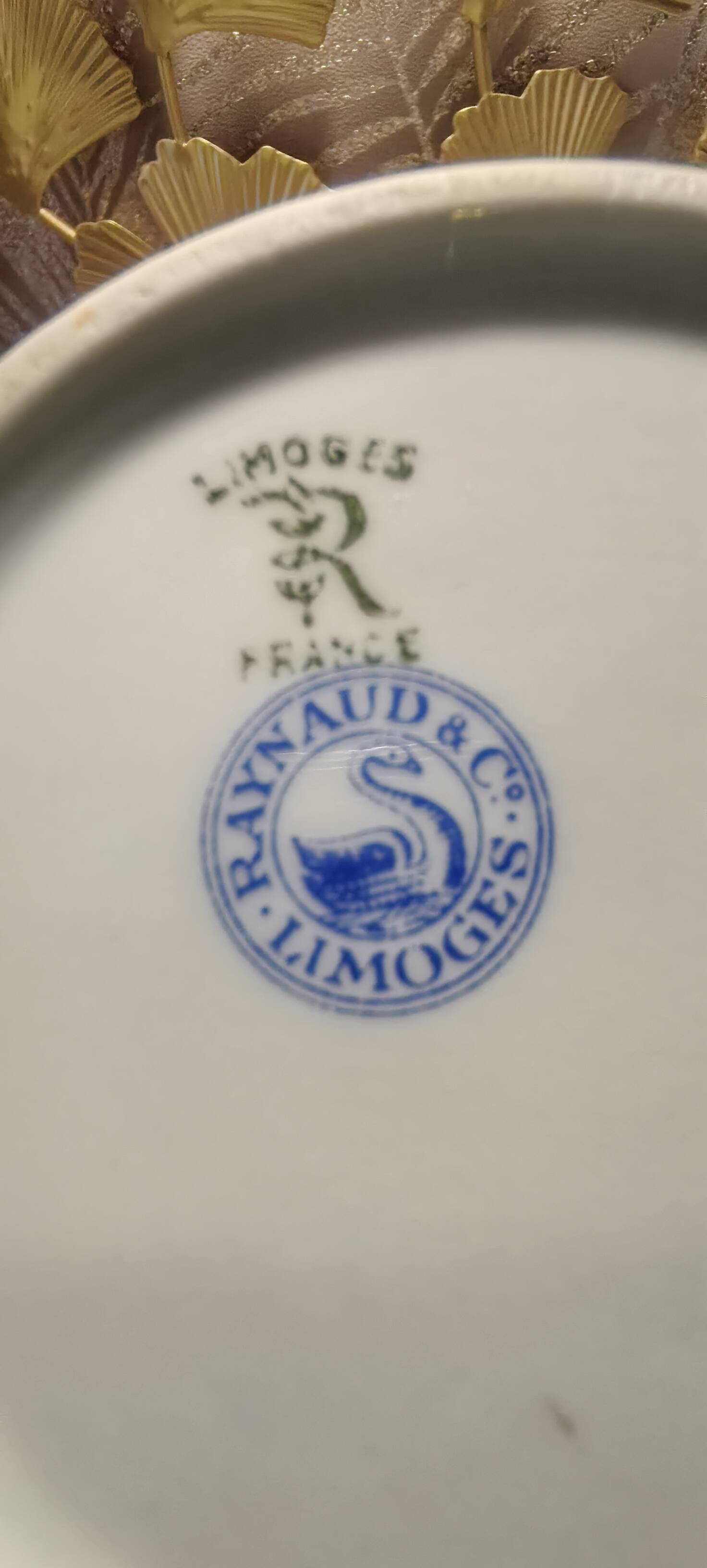 Raynaud Limoges teapot in porcelain