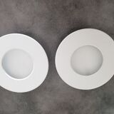 2 wall sconces