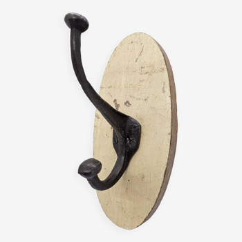 Solid teak coat hook with 1 double cast iron hook