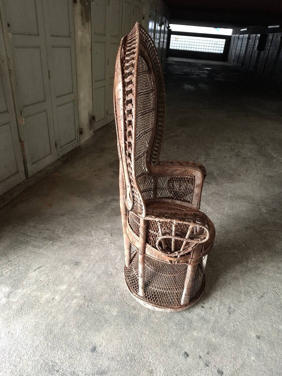 Old Emmanuelle armchair