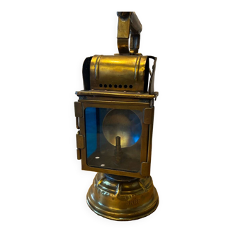 Oil lamp