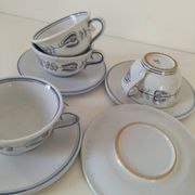 Tasses et soucoupes en terre vernissée