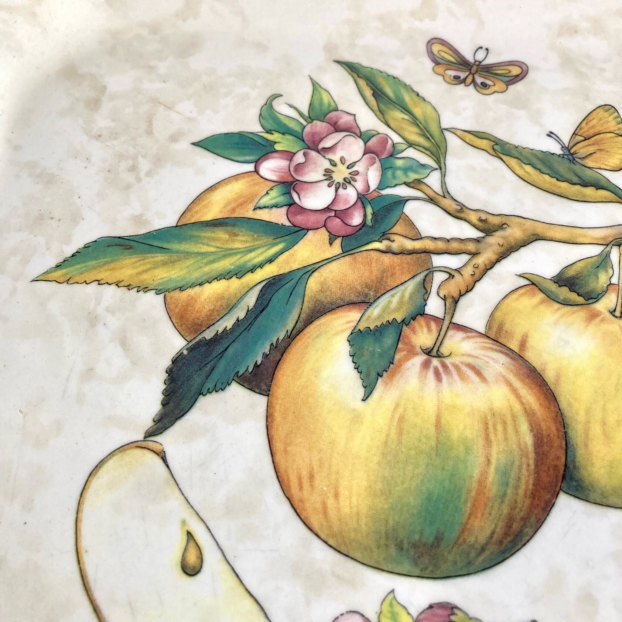 Fruit décor dish Italy 1970, Due Torri