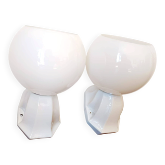 Pair of porcelain and opaline wall lights in Art Deco style