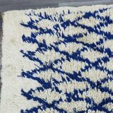 Traditional handmade Berber rug size 150 x 250 cm