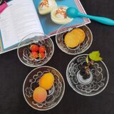 4 ice cups, ramekins or bowls Total