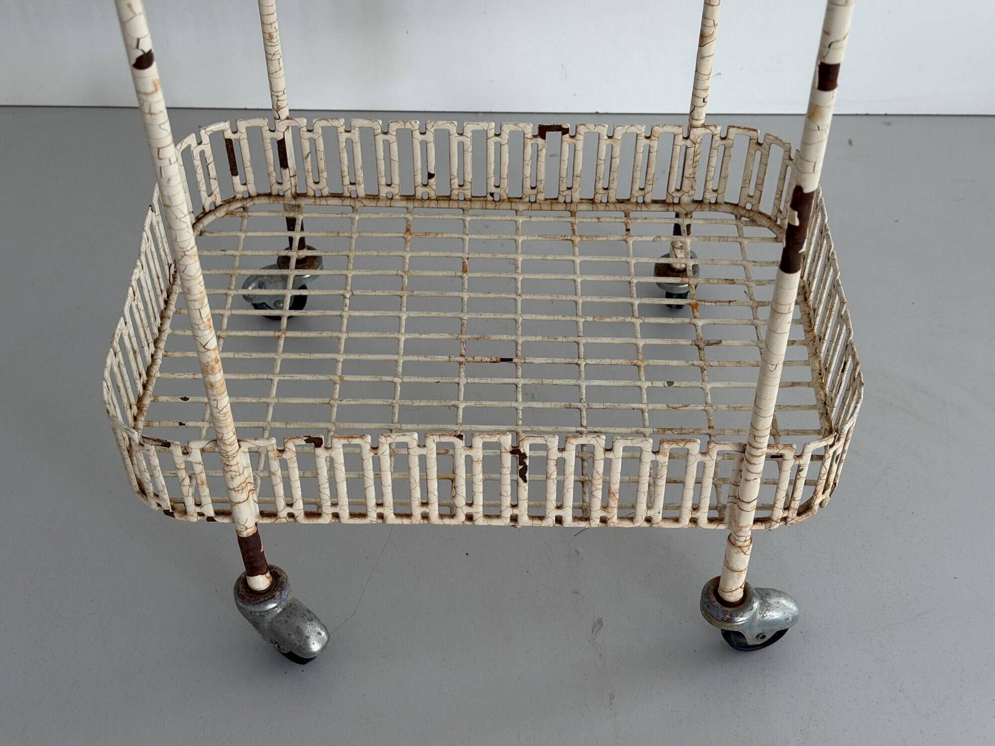 Bar cart or service table in white metal, 1960, France