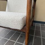 Fauteuil GFM-142, design par Edmund Homa des années 70, bouclé ivoire blanc - 2 pièces disponibles.