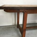 Farm table