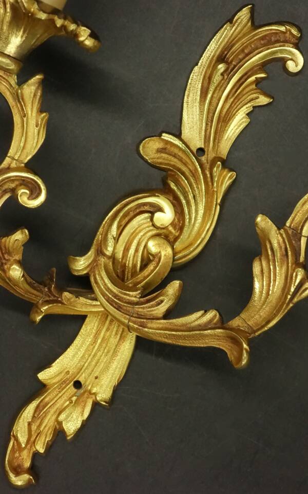 Pair of Louis XV style wall lights from Lucien GAU - gilded bronze