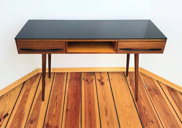 Bureau par M. Pozar pour Up Závody, ancienne Tchécoslovaquie, années 1960.