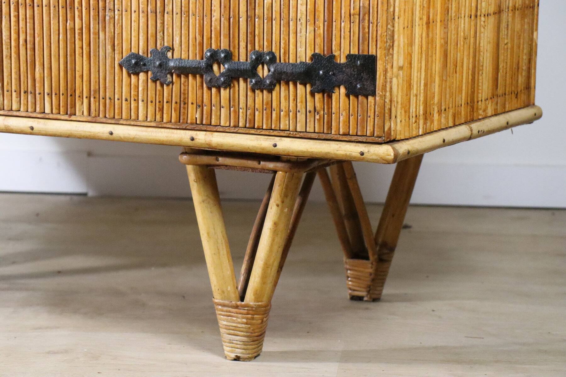 Vintage woven rattan sideboard - 1960