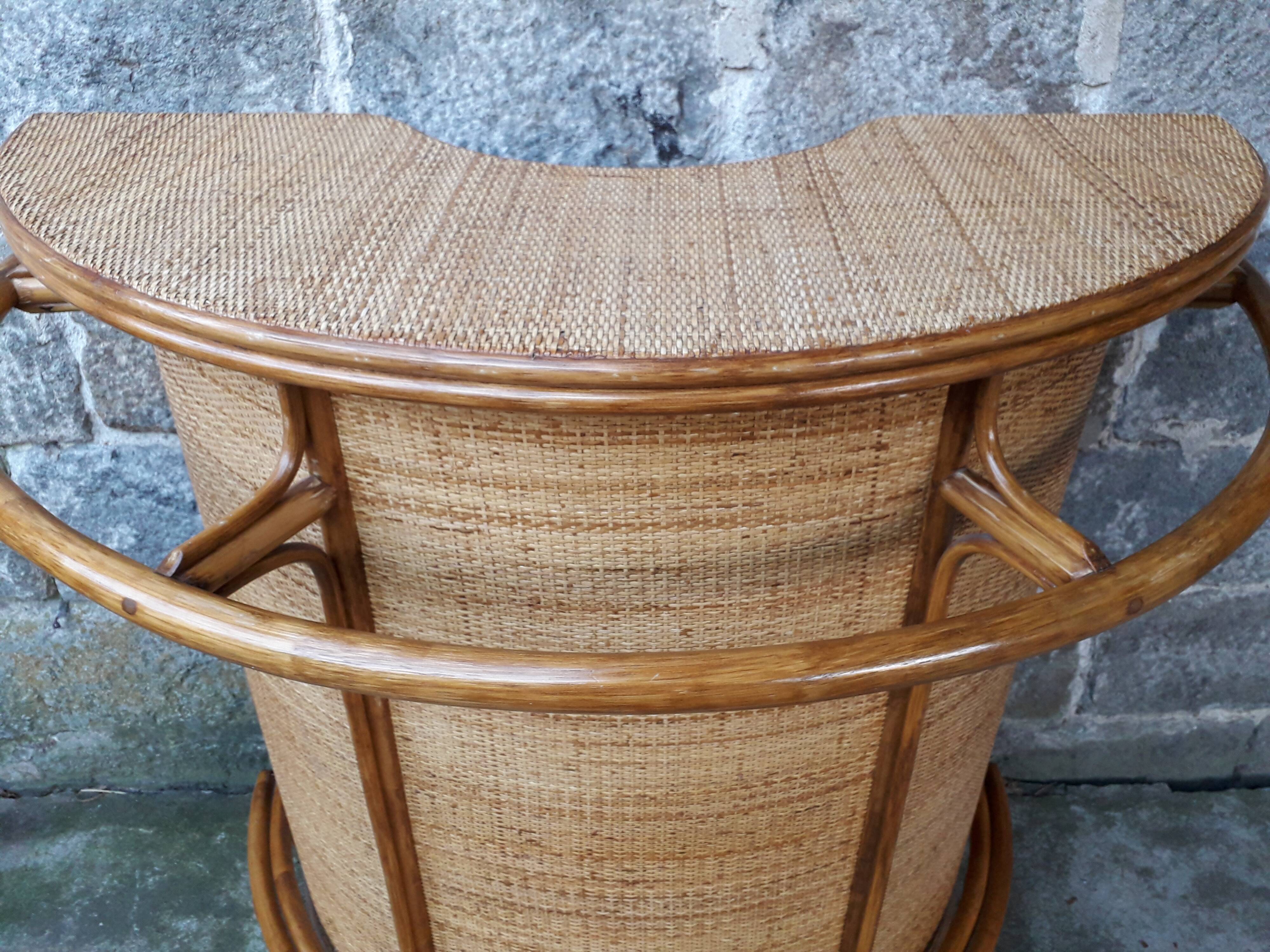 Bar en rotin vintage & ses tabourets