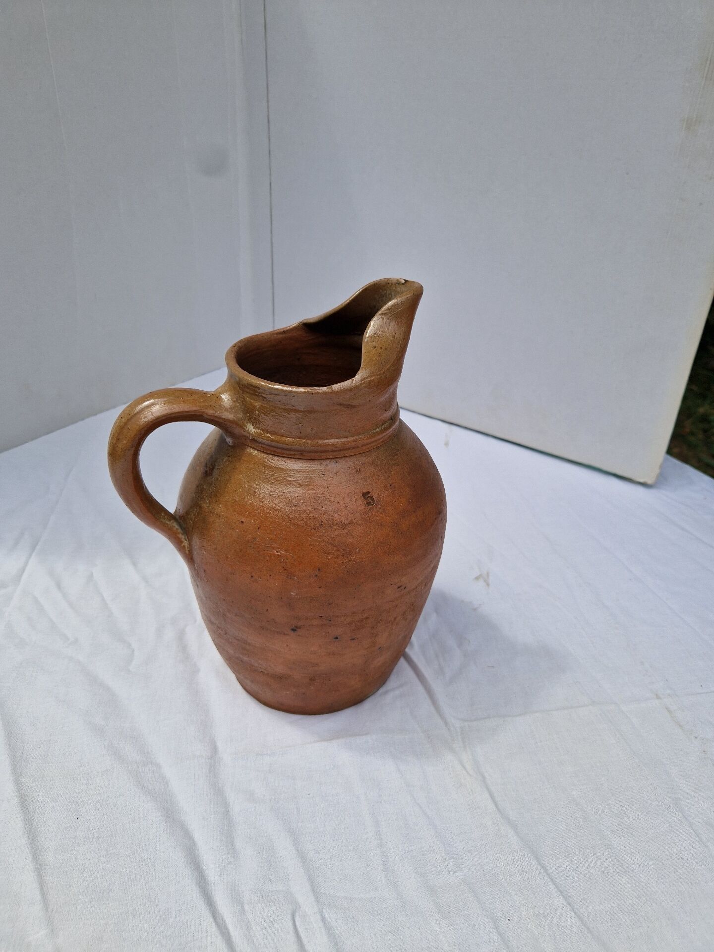 Ancienne cruche de ferme en grès; pichet à eau, vins, cidre... en grès