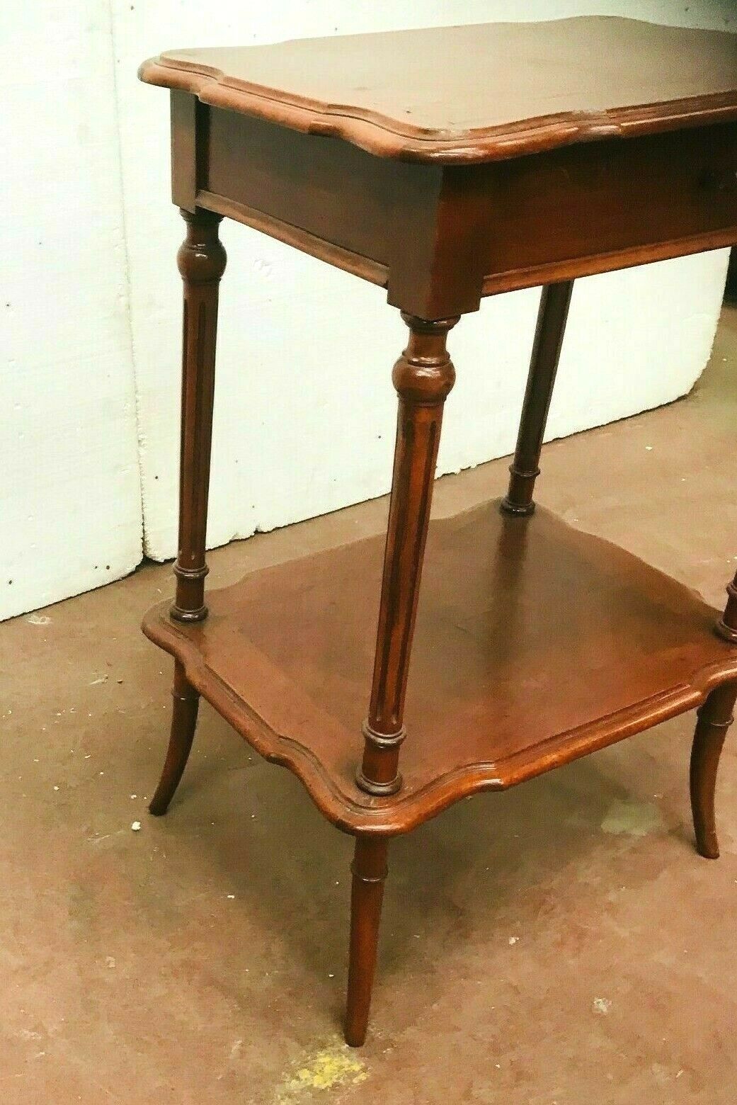 Walnut worker and walnut veneer 20th century extra furniture