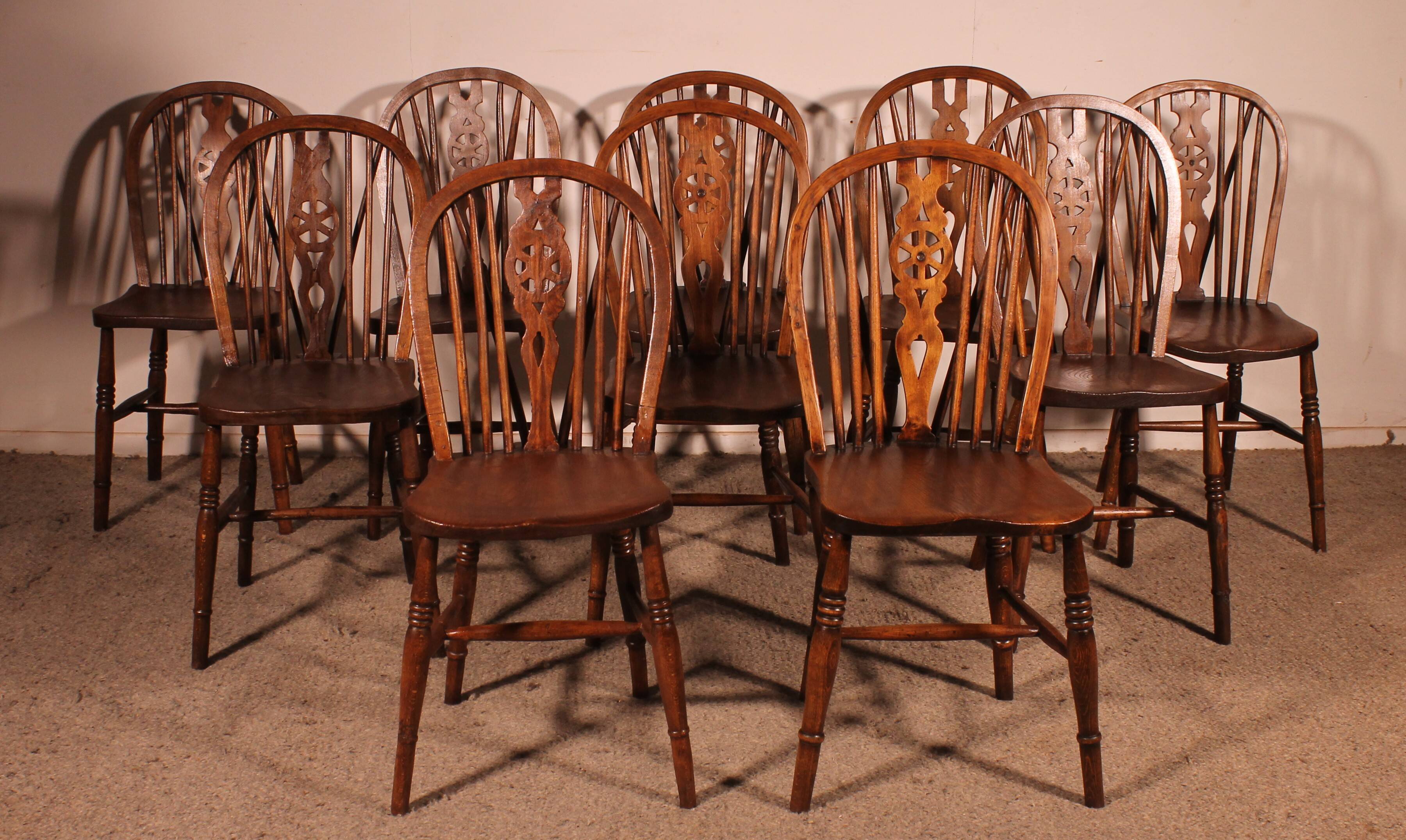 Set Of 10 19th Century Windsor Wheelback Chairs
