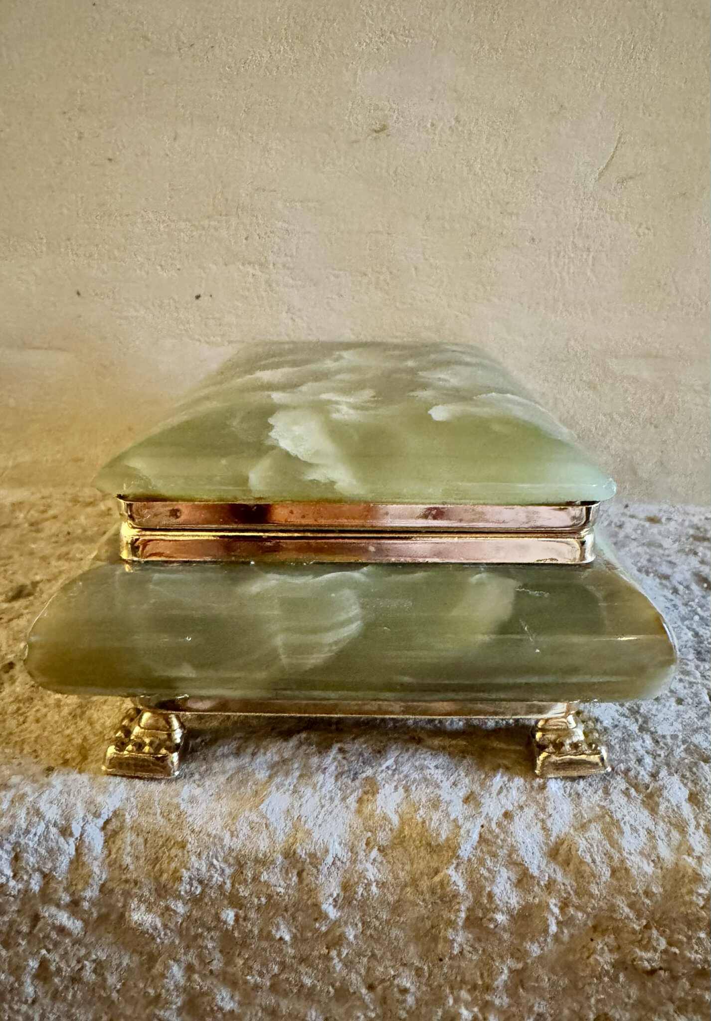 Onyx catchall box from the 1960s, vintage Italy.