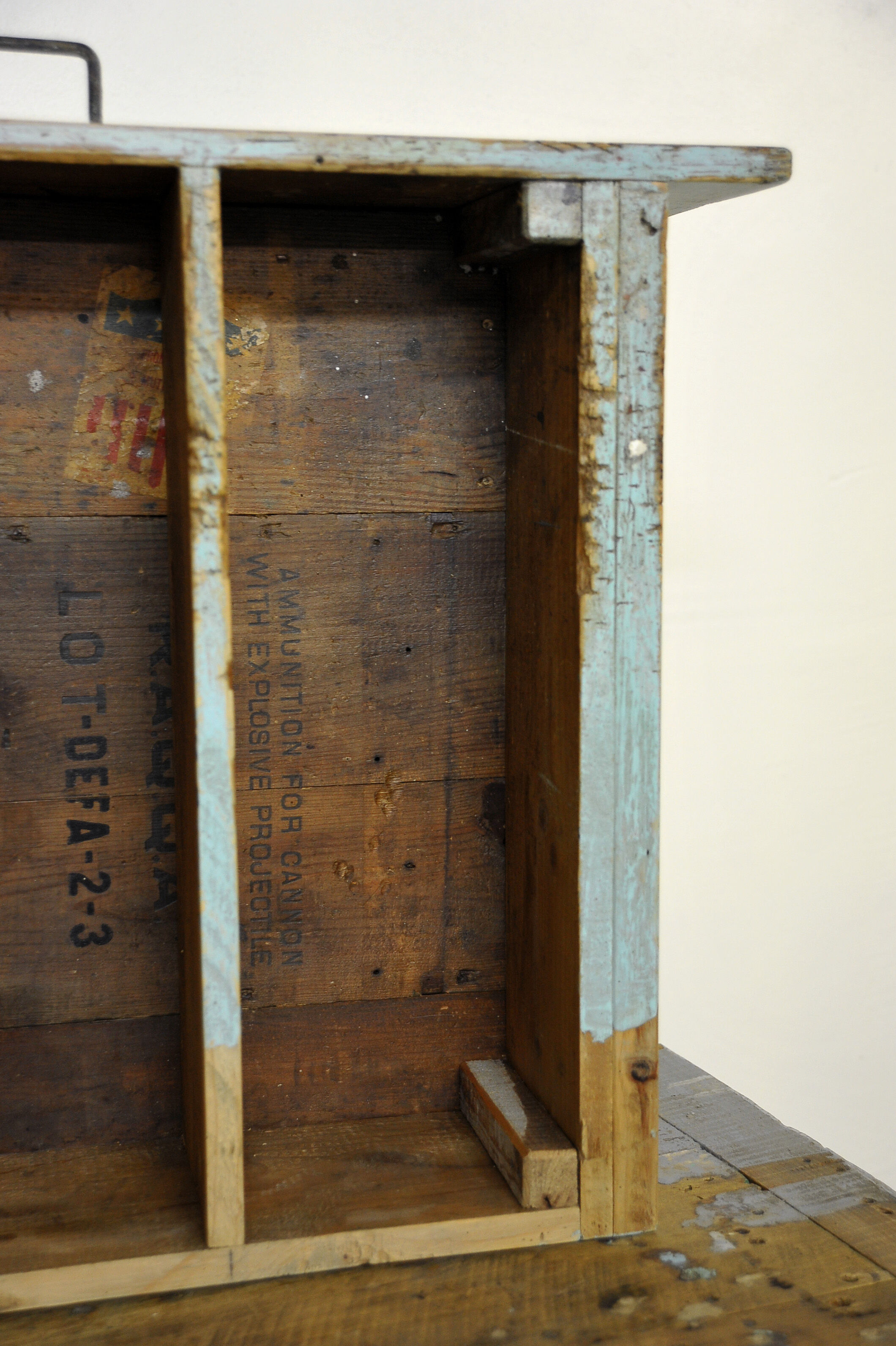 Old solid wood workbench 40/50