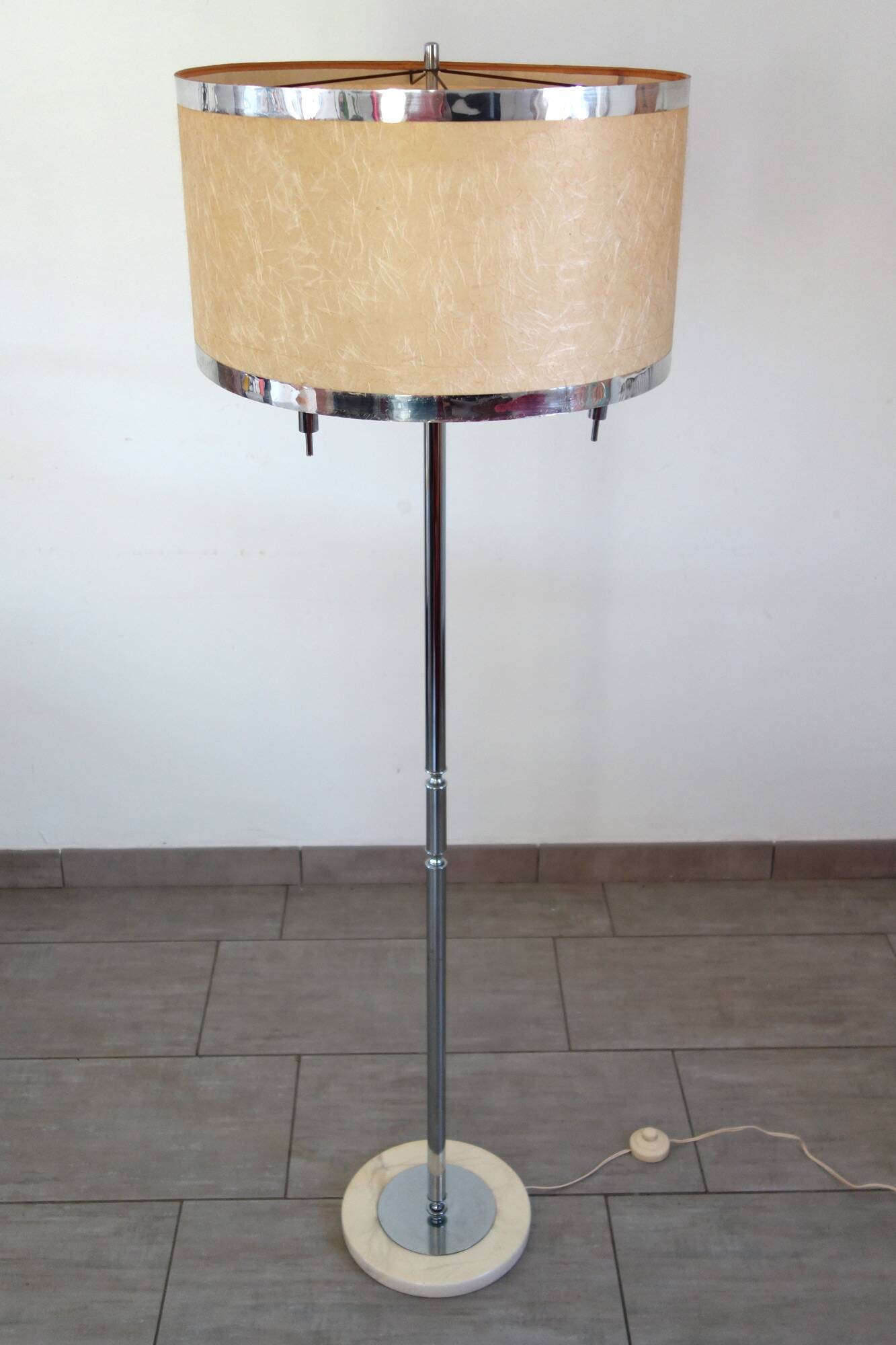 Space age floor lamp with 3 lights from the 70s by DLG Scolari.