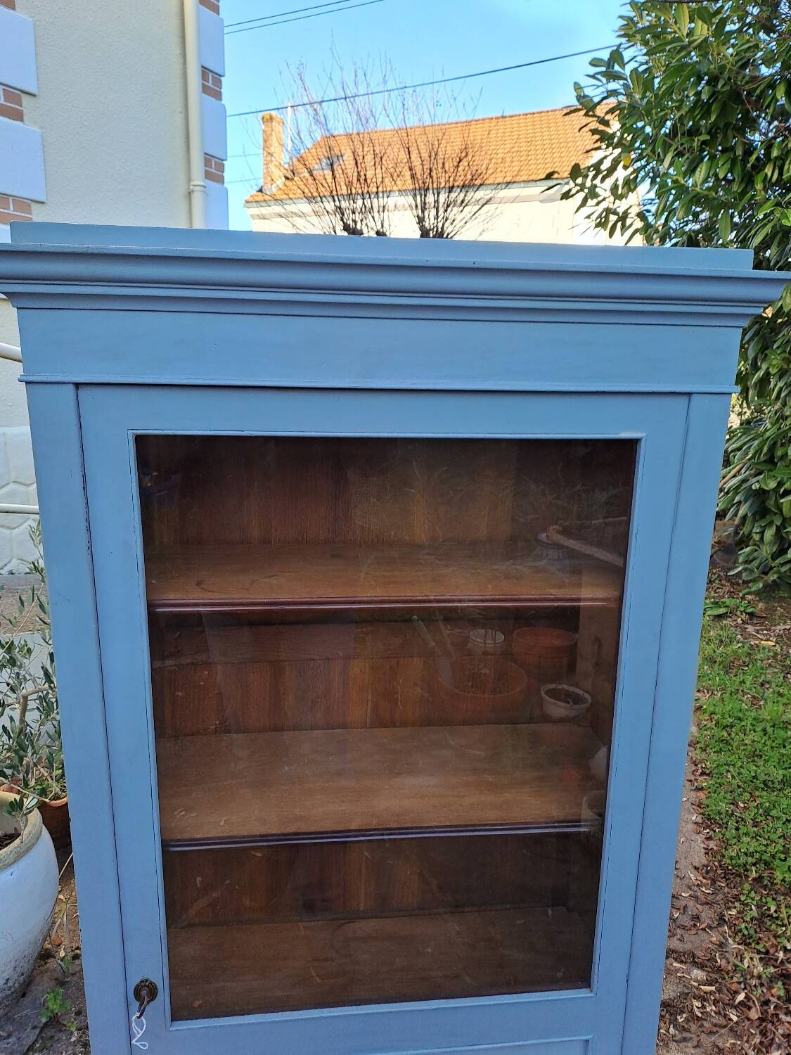 19th century glass cabinet with 1 door