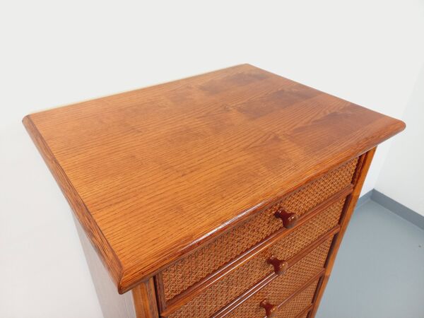 Commode chiffonnier semainier vintage en rotin, bois et cannage