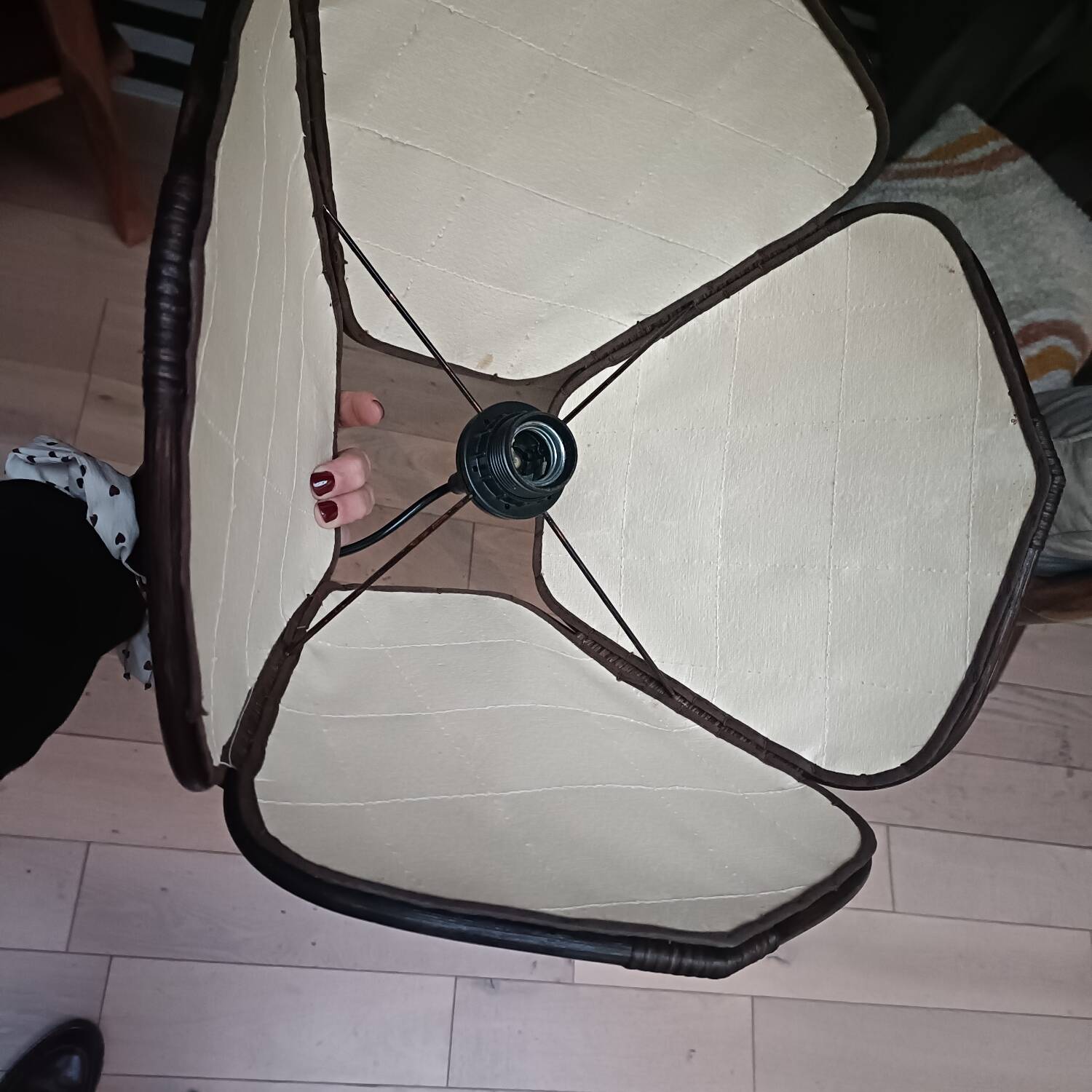 Suspension, vintage wicker rattan shine