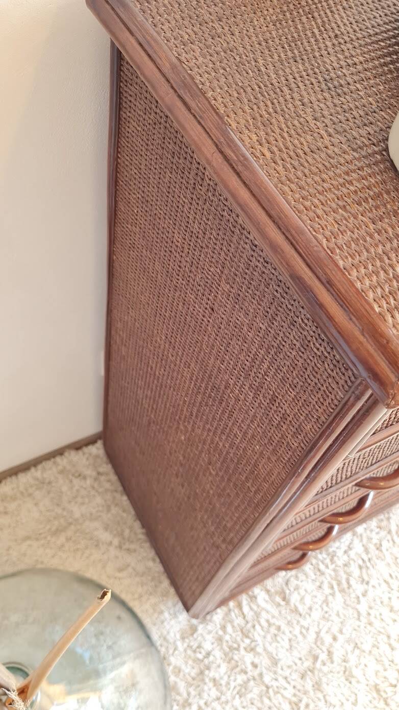 Commode en rotin vintage circa années 70