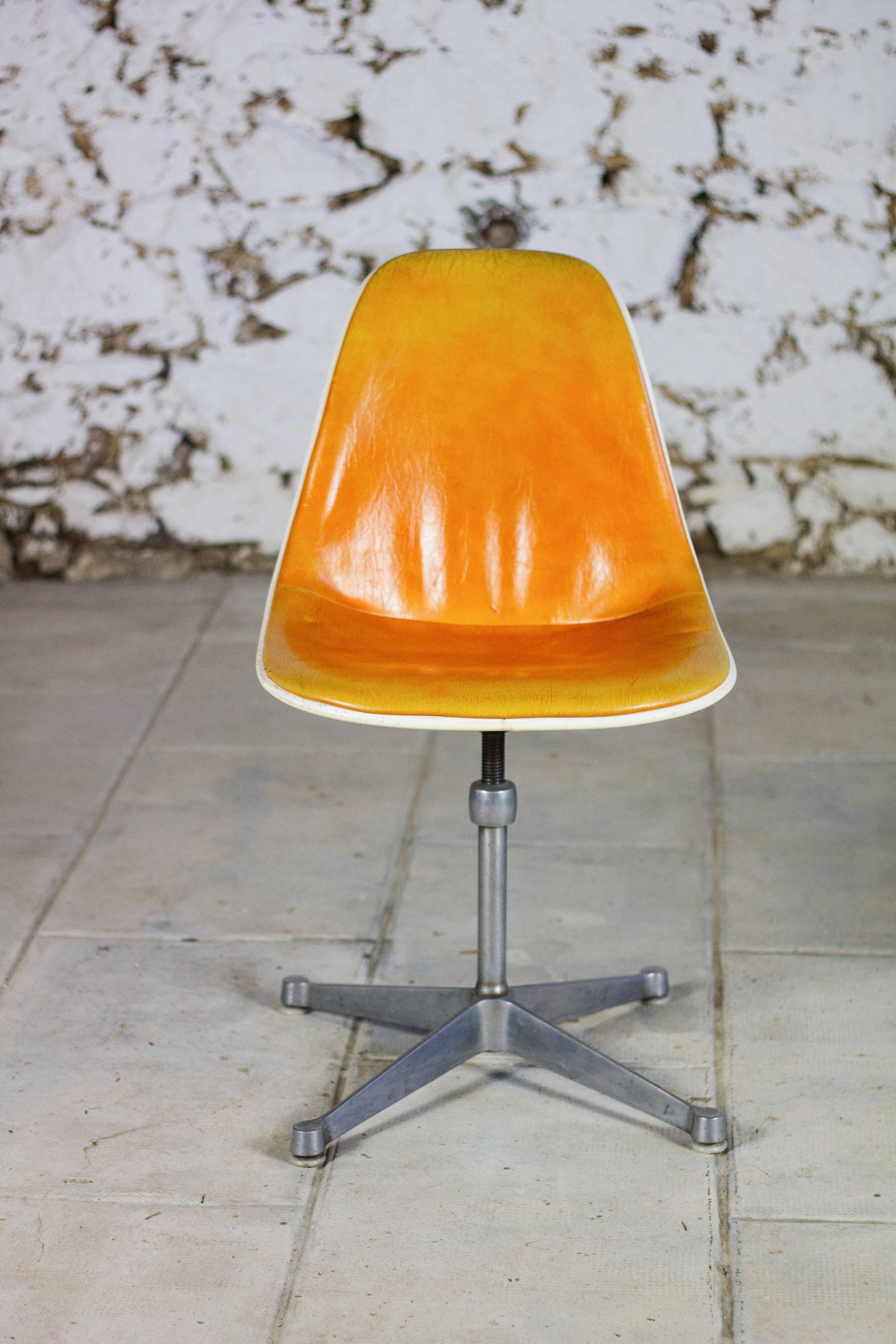Eames office chair for Herman Miller, 1960