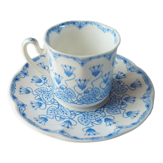 Tasse et sous tasse en porcelaine de Sarreguemines