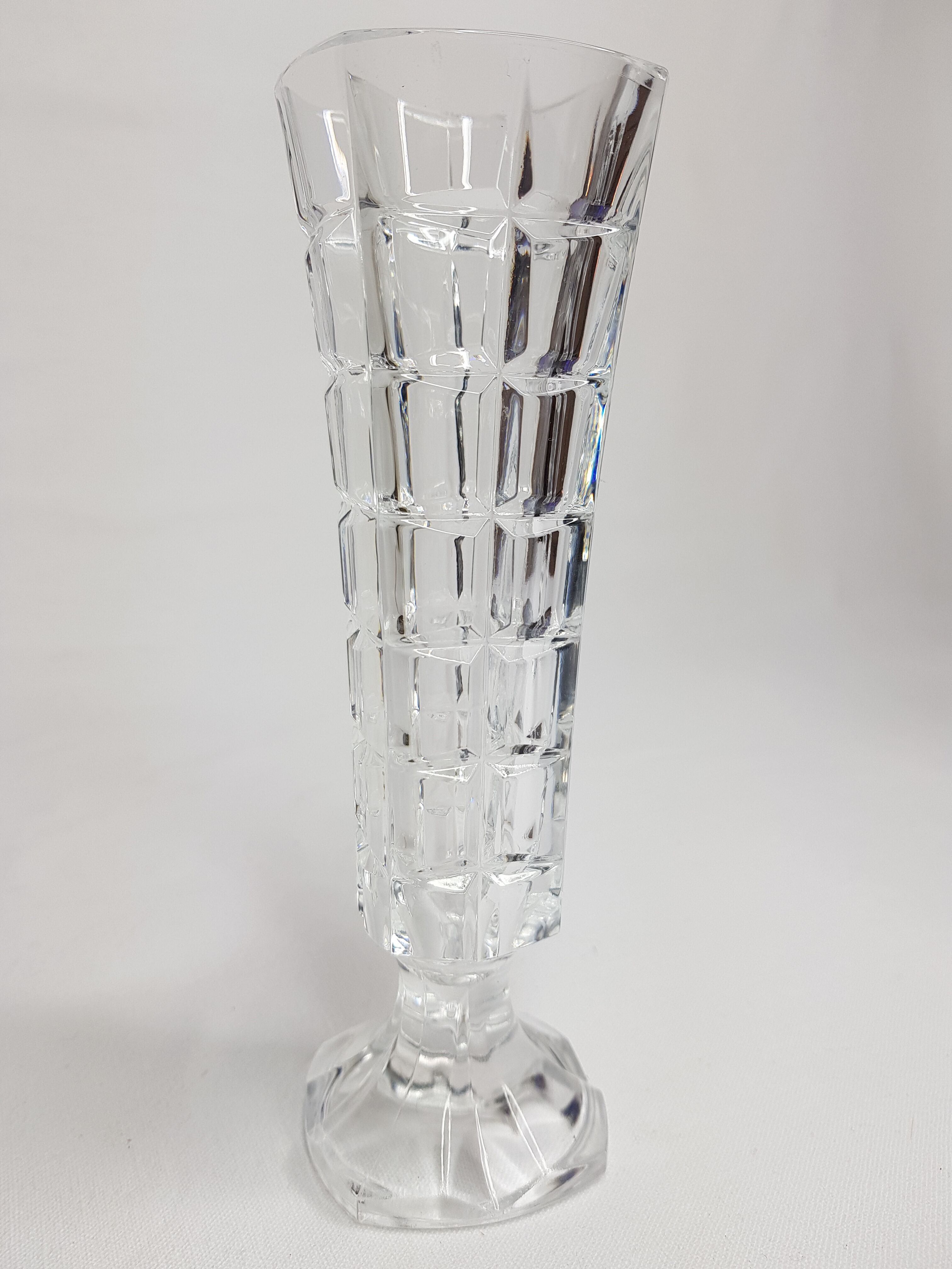 Set of three 17 cm vintage glass soliflore vases