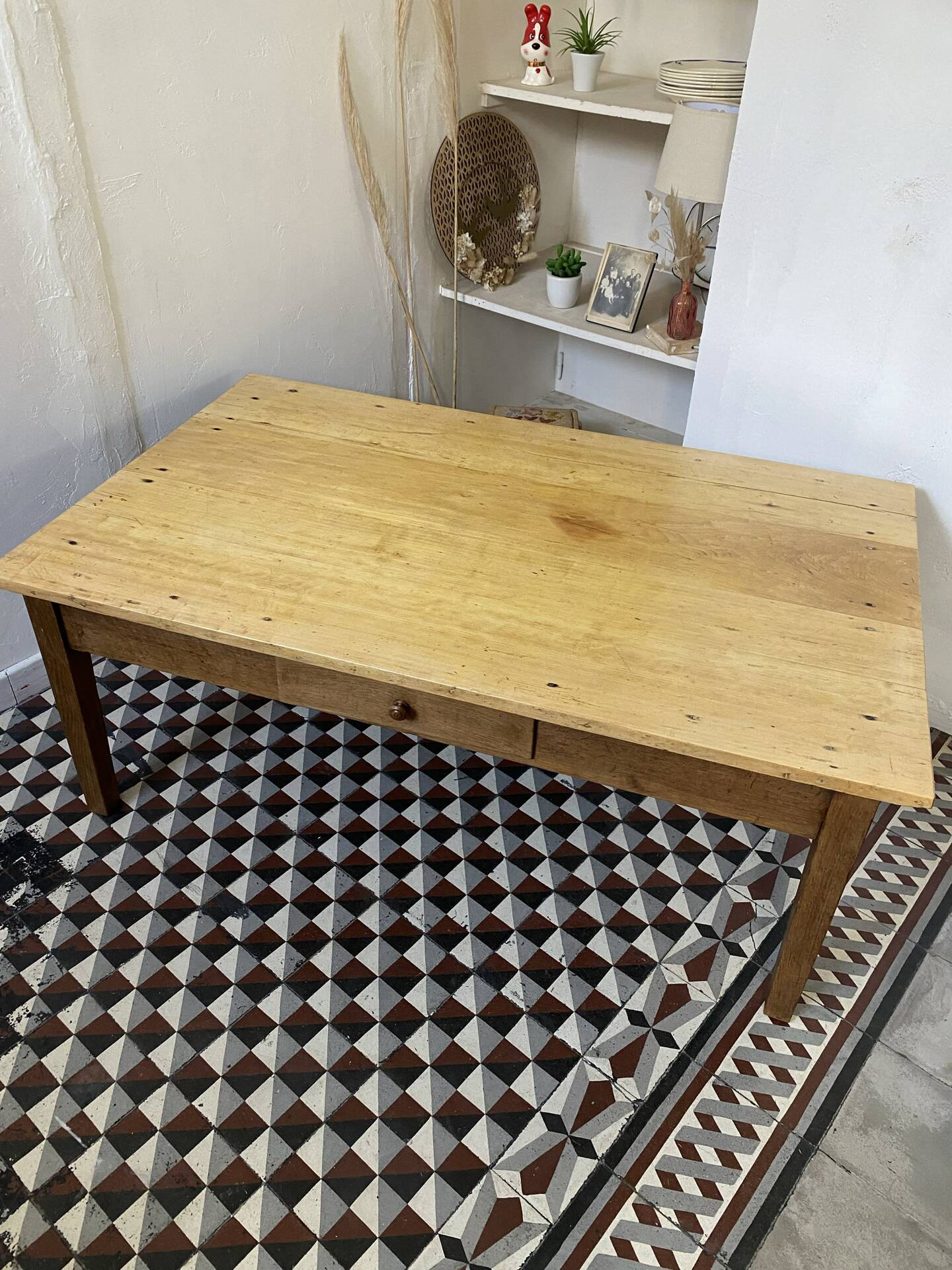 Large antique coffee table in solid wood, farmhouse style – 1 drawer –